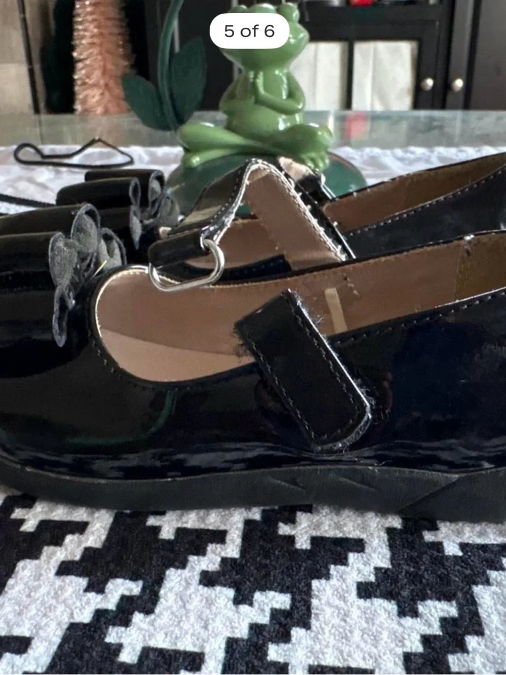 Place Black Patent Mary Jane Shoes with Front Bow